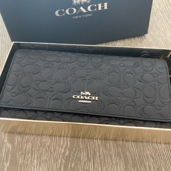 Coach Handbags - Coach wallet